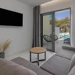 Tota Suites